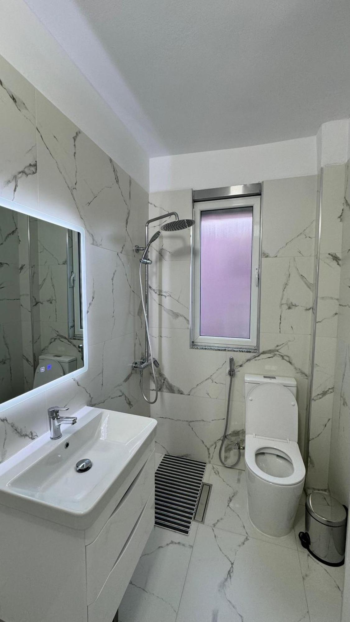 Charming Comfort Apartment Τίρανα Εξωτερικό φωτογραφία