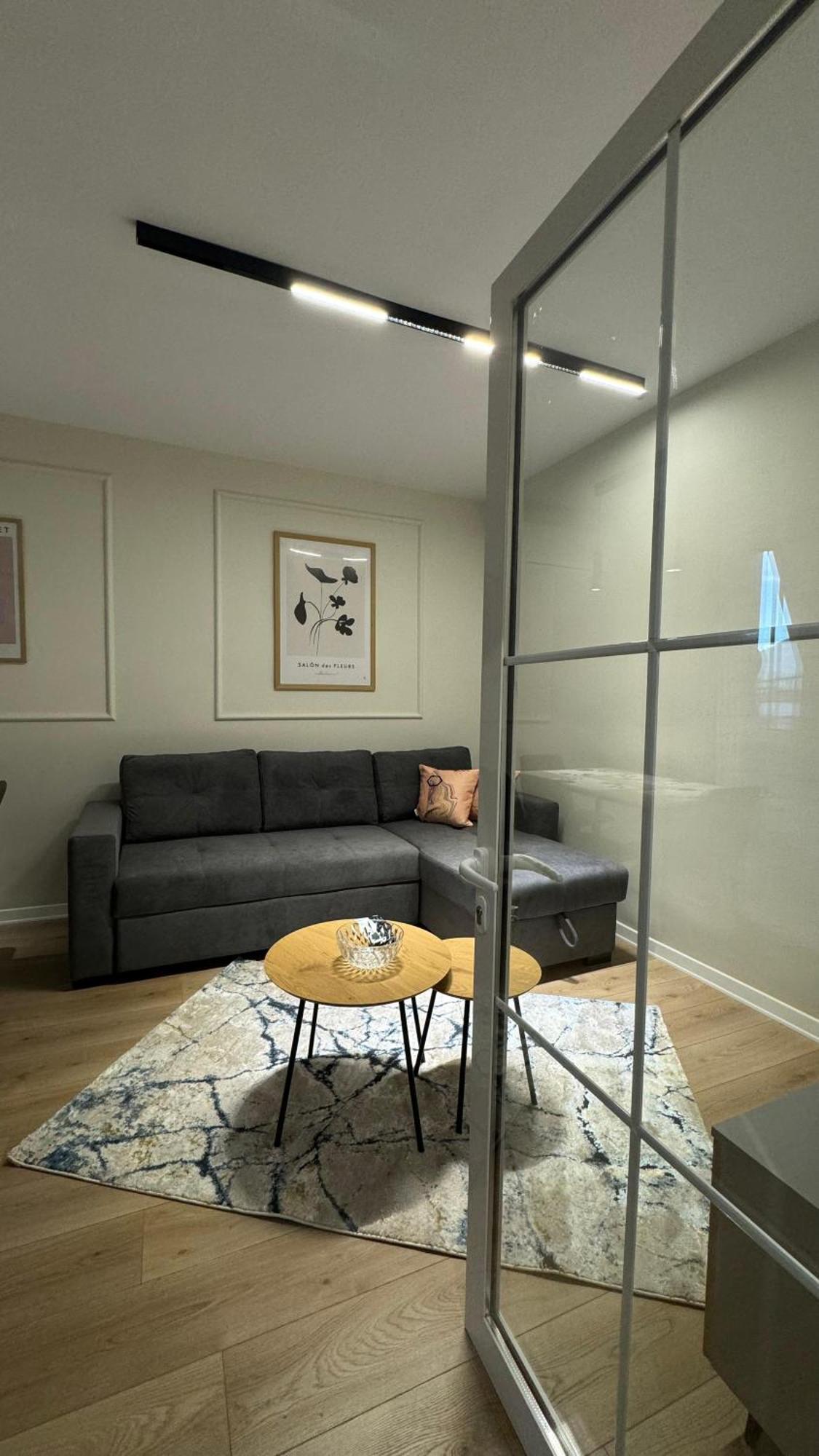 Charming Comfort Apartment Τίρανα Εξωτερικό φωτογραφία