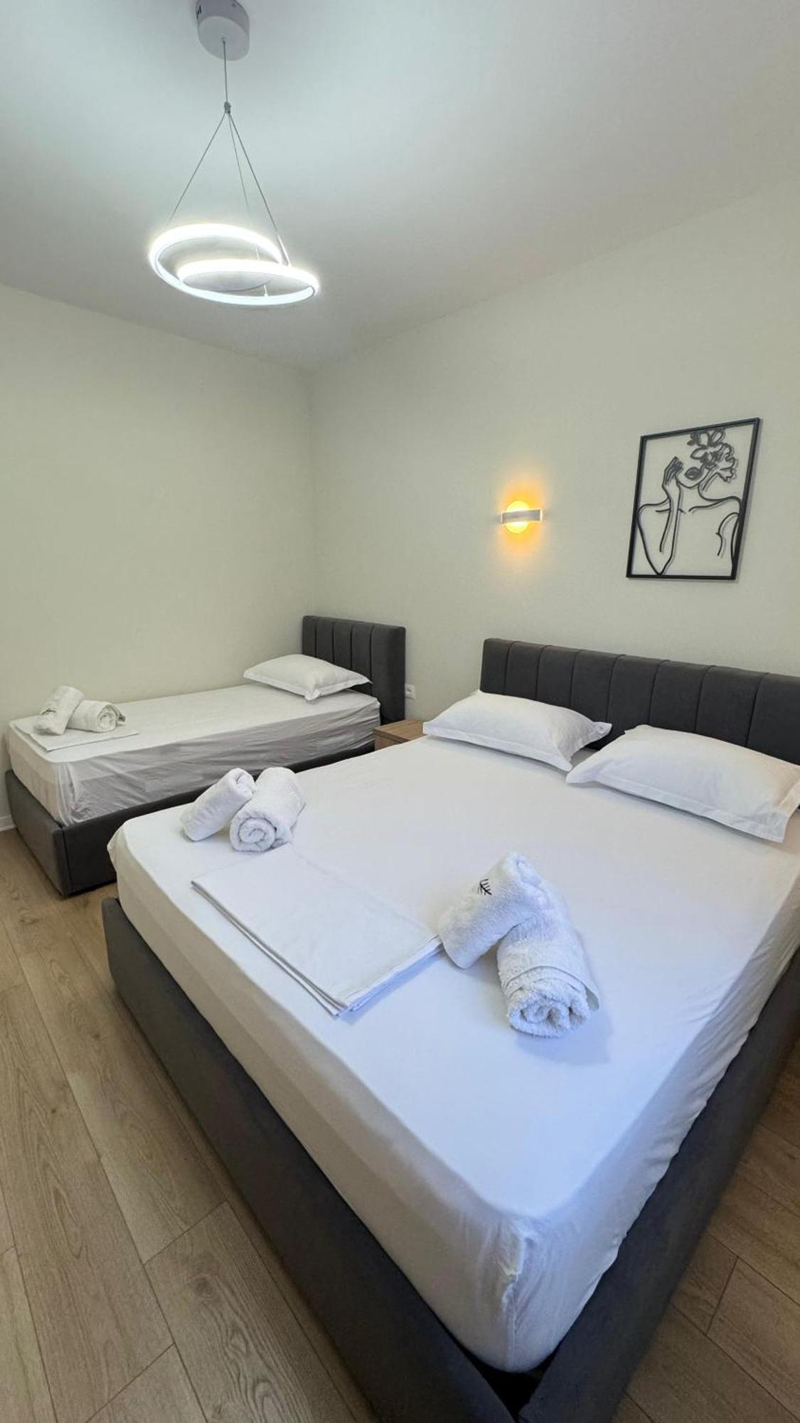 Charming Comfort Apartment Τίρανα Εξωτερικό φωτογραφία