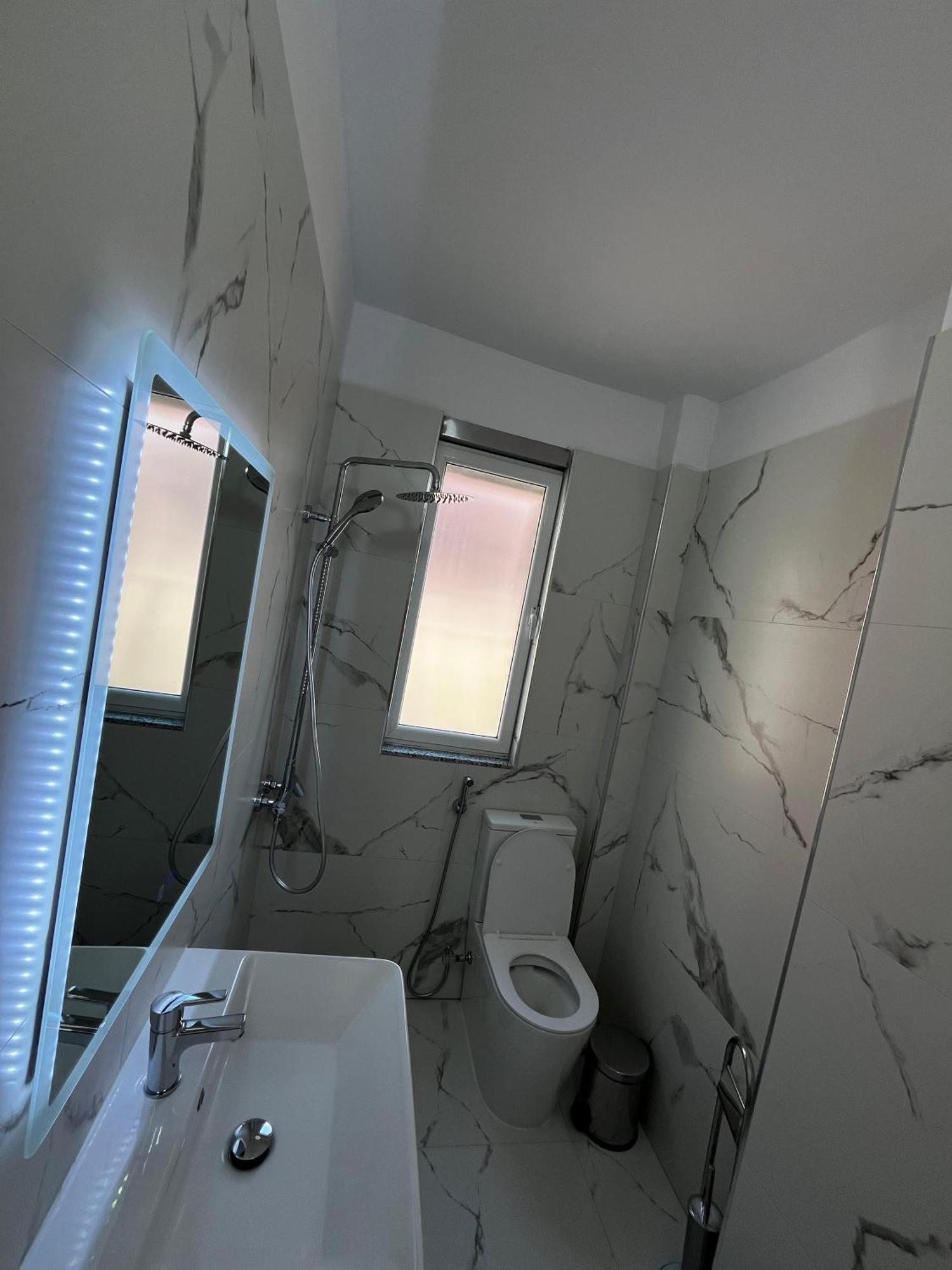 Charming Comfort Apartment Τίρανα Εξωτερικό φωτογραφία